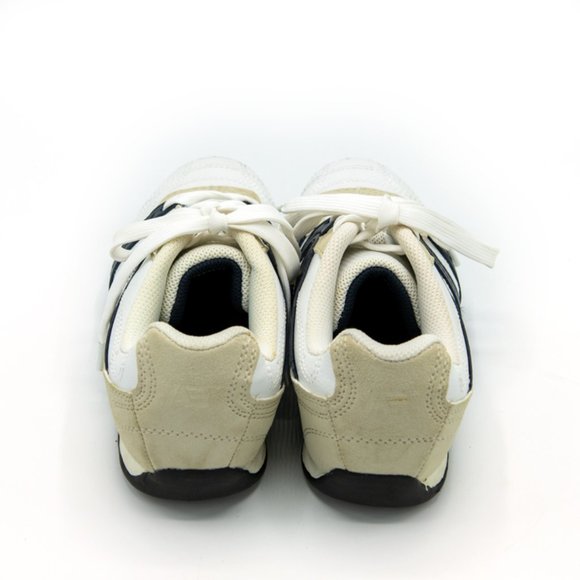 ✨✨3/$25 Girl's Oxford Style Runners Size2 - Picture 5 of 11